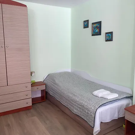 елени Pensjonat 4*