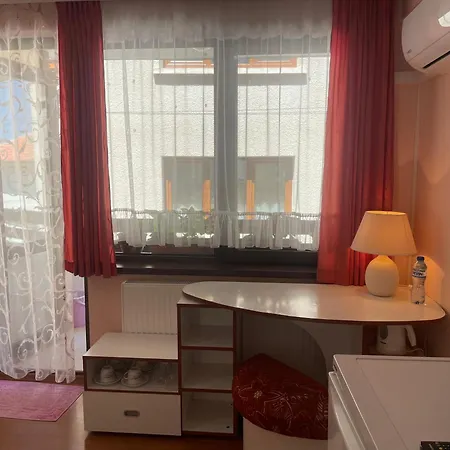 елени 4*